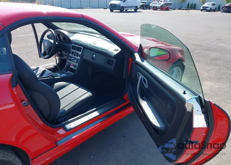 2001 Mercedes-Benz Slk 230 Kompressor из США, поврежденный, VIN WDBKK49FX1F171997